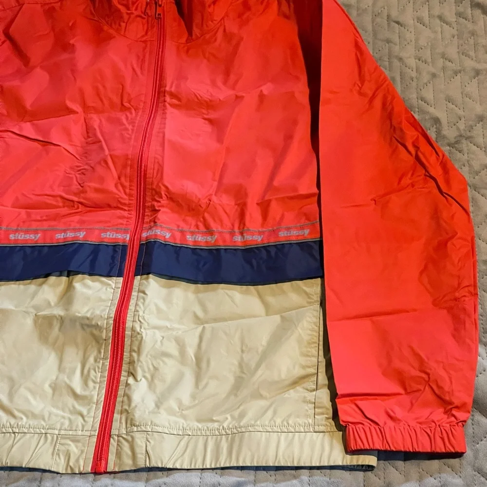 Stussy logo red panels